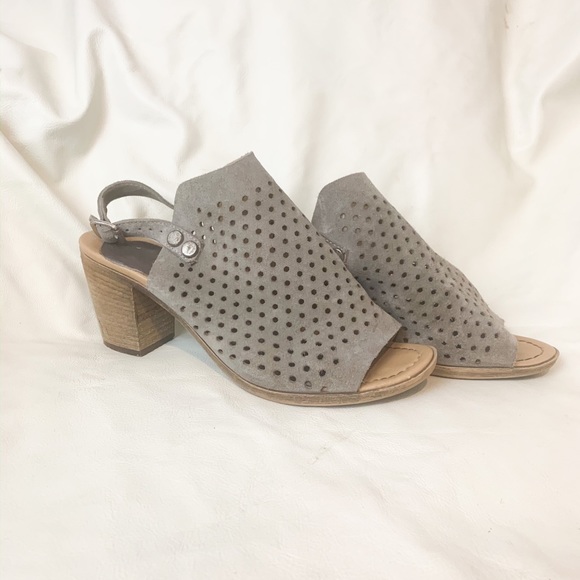 Shoes - Perforated slingback heels